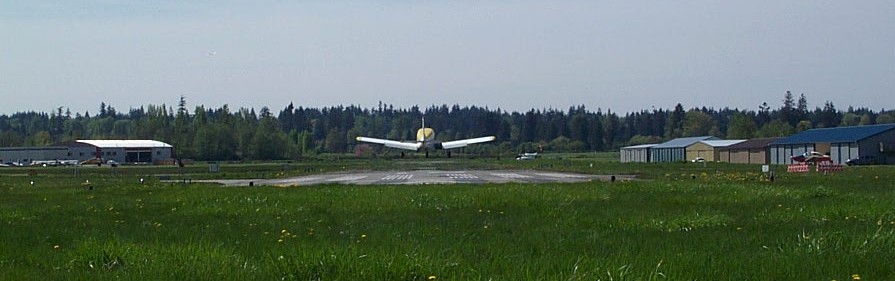 Cherokee GODP in the flair--nicely positioned.  Langley Flying School